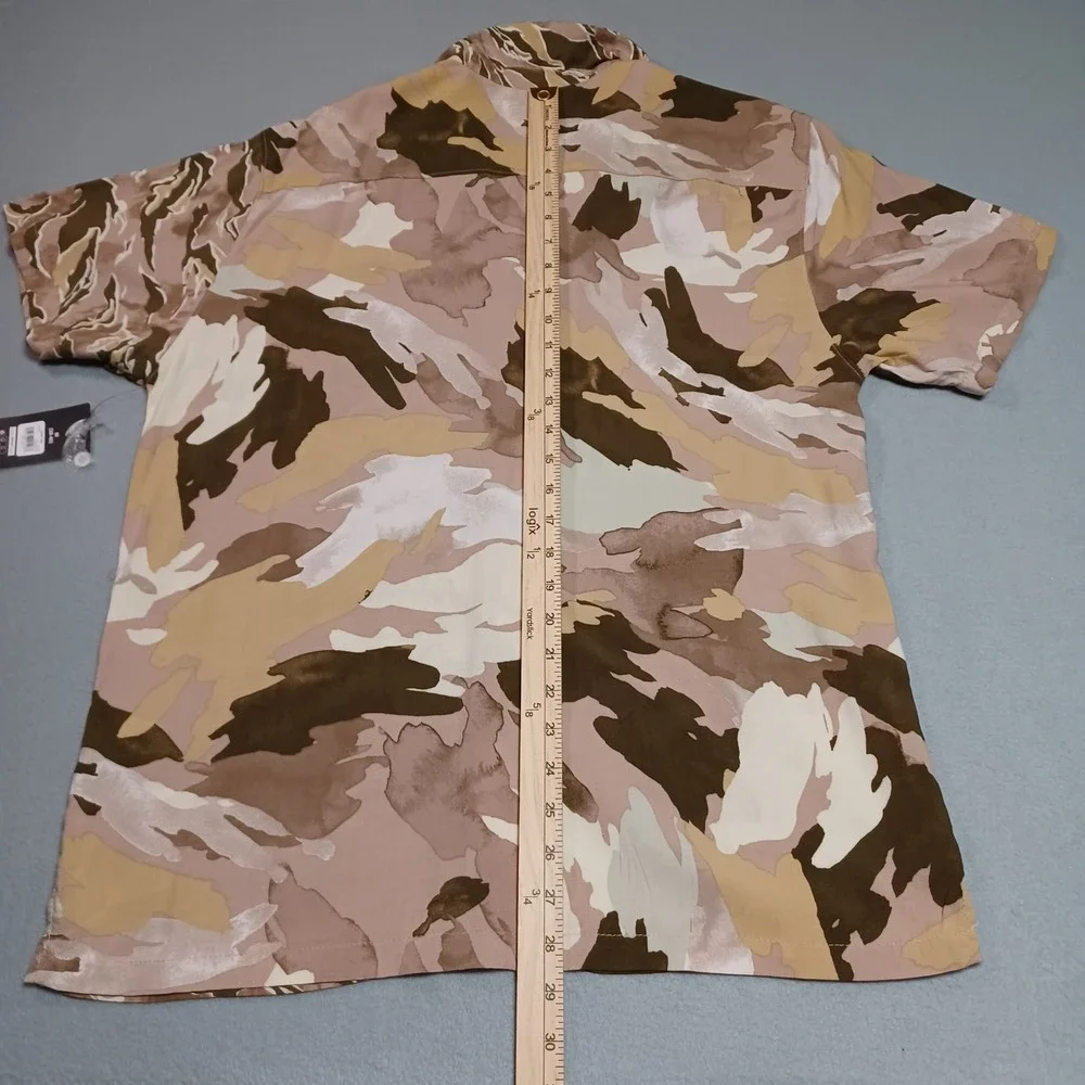 No‎ Boundaries Mens Medium Camo Split Pattern Short Sleeve Button Up Shirt New